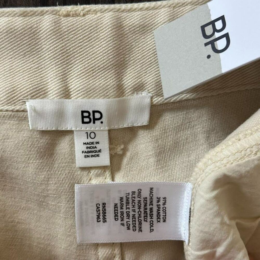 NWT BP Beige Carpenter Pants Cargo Double Knee Cream Wide Leg Women's Size 10 - Picture 8 of 9